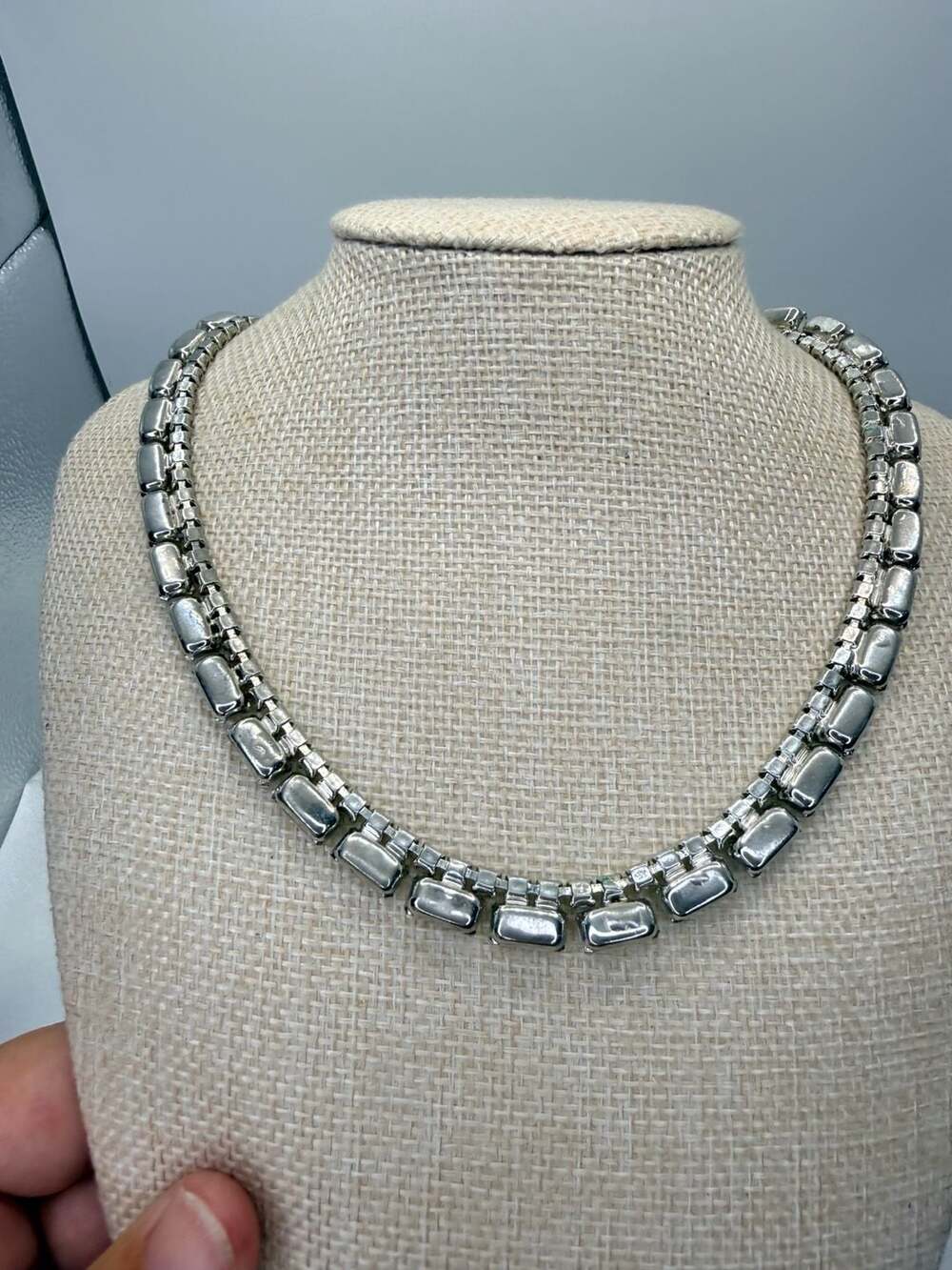 Vintage Milk Glass Rhinestone Necklace 16 Inch - Picture 4 of 7